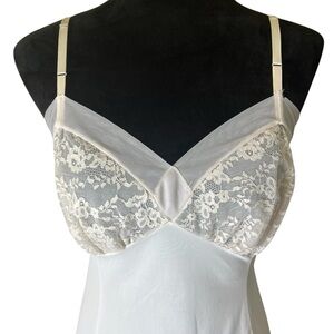 Vintage Van Reate Elegant Lace Chemise Size 36